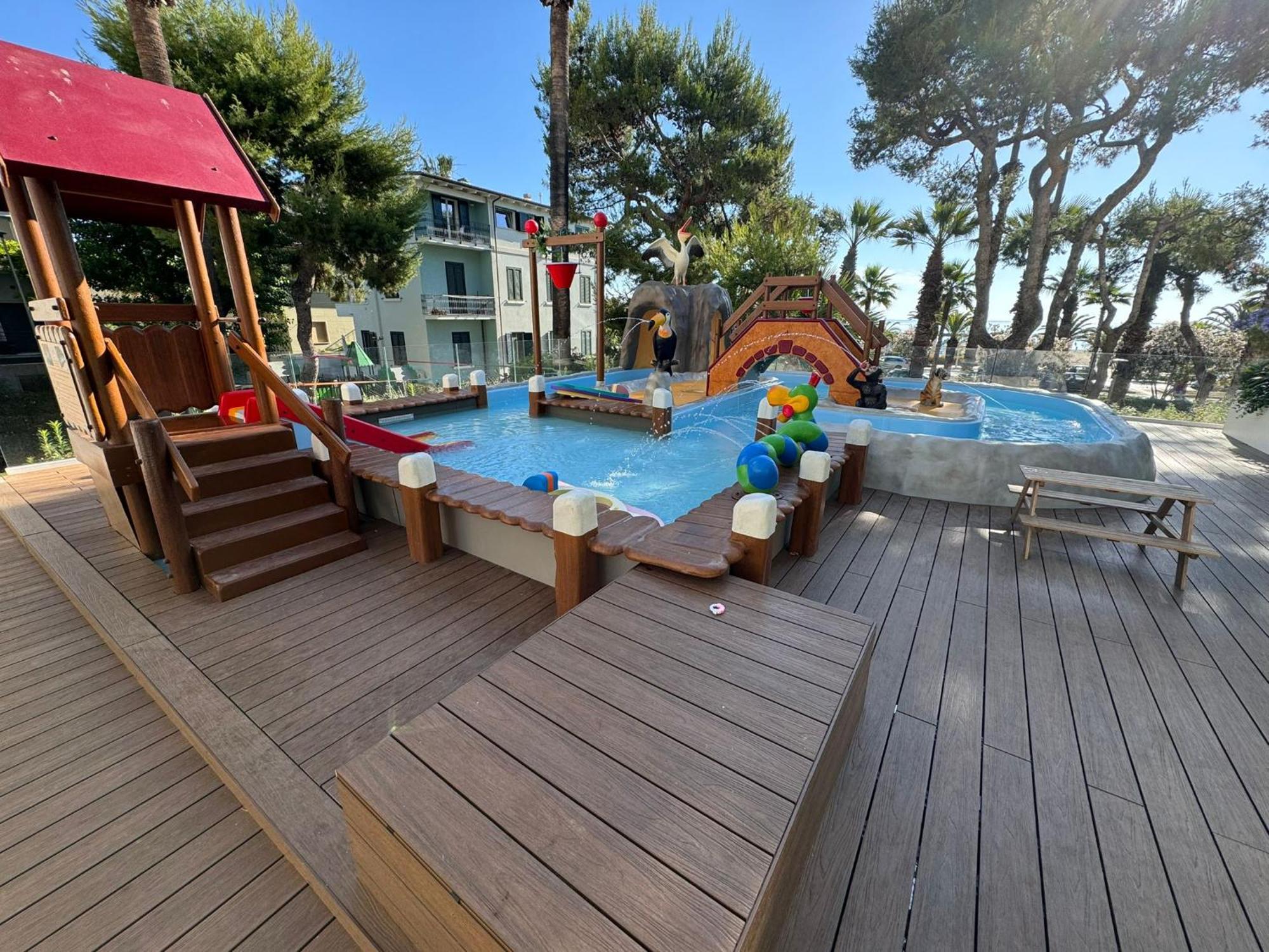 Hotel Relax Family & Spa San Benedetto del Tronto Eksteriør bilde